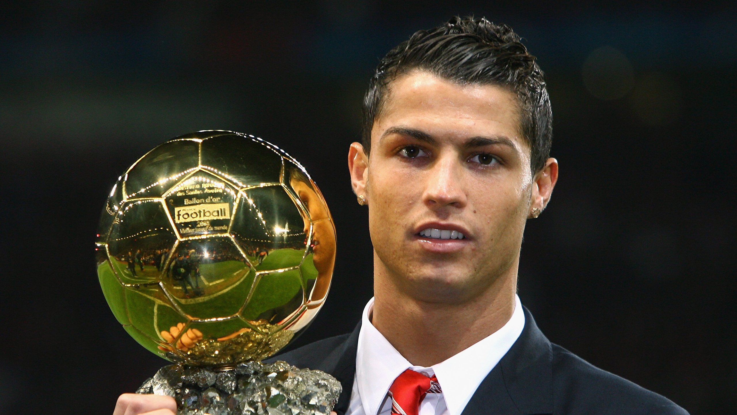 电竞选手的社会责任：公益活动与形象代言，电竞选手的职责